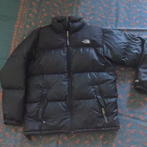 NorthFace jacket. Black. 600 Fill. Boys XL.
